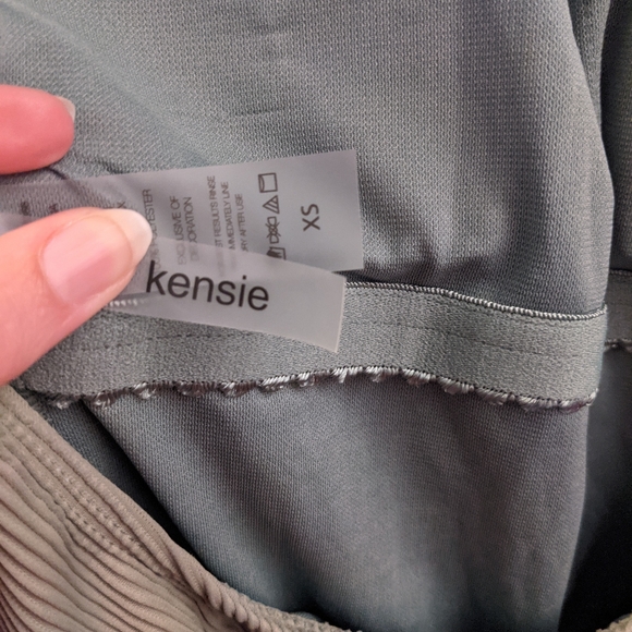 XS Kensie Swimsuit - Picture 6 of 7